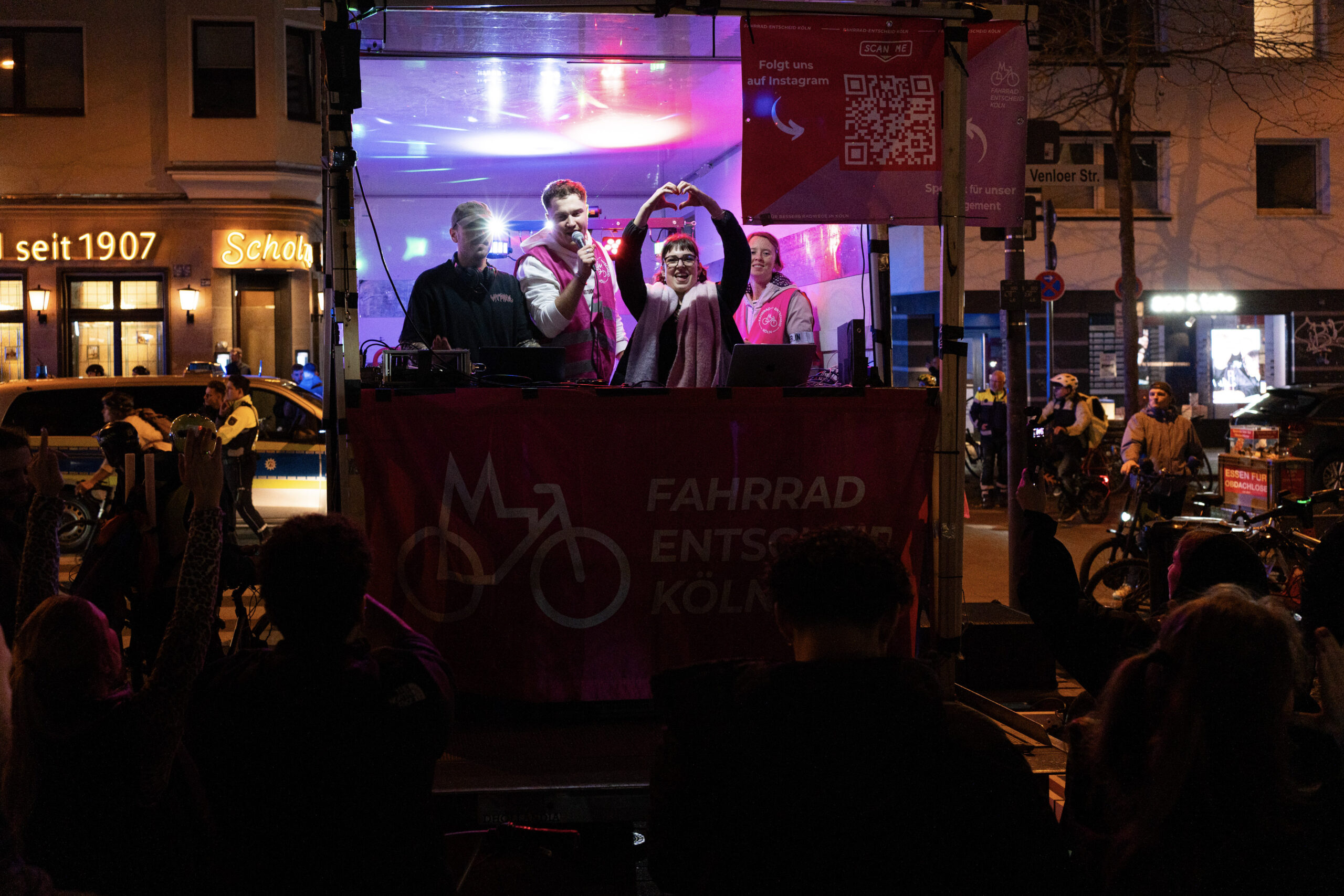Fahrrad-Rave auf der Schäl Sick: Fahrrad-Entscheid Köln lädt erneut zur Demo für sichere Radwege ein